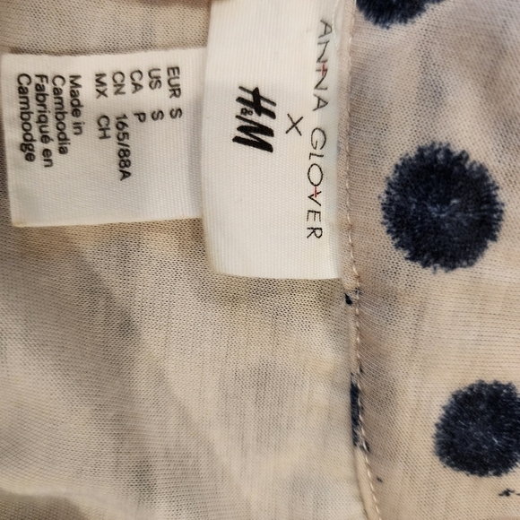 Anna Glover x H&M Blue & Cream Moth Polka Dot V-Neck Lined flowy blouse Small - Picture 8 of 10